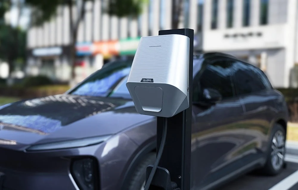 Detalii tehnice — Stație Încărcare mașini electrice LX30 22 kW APP, BESEN